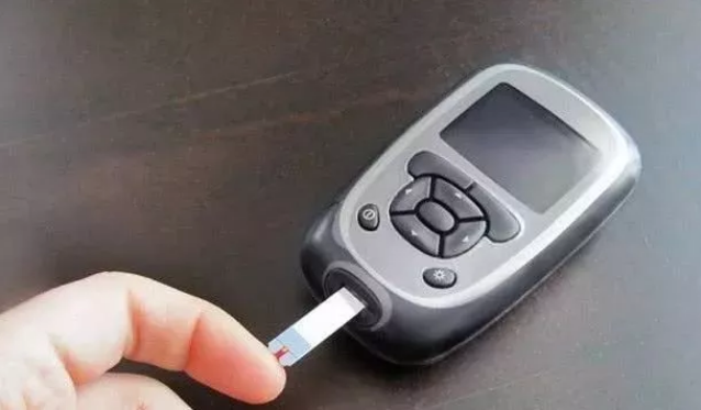 血糖高了怎么办,常吃这三种食物血糖自然降下来!